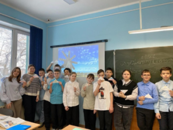 Благотворительная акция “Посылка солдату СВО” в МАОУ СОШ №2