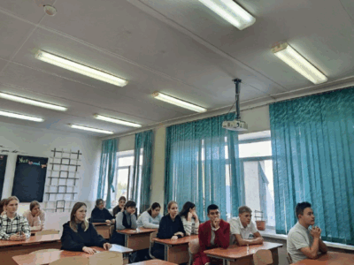 С начала сентября учителя школ Александровского района продолжили курс внеурочной деятельности «Россия — мои горизонты»